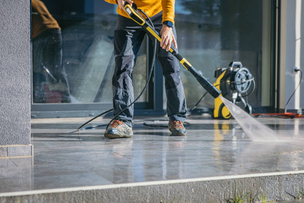 Best Commercial Pressure Washing  in Green Oaks, IL