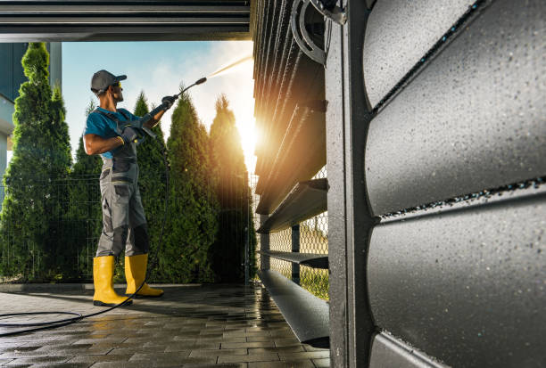 Best Residential Pressure Washing Services  in Green Oaks, IL